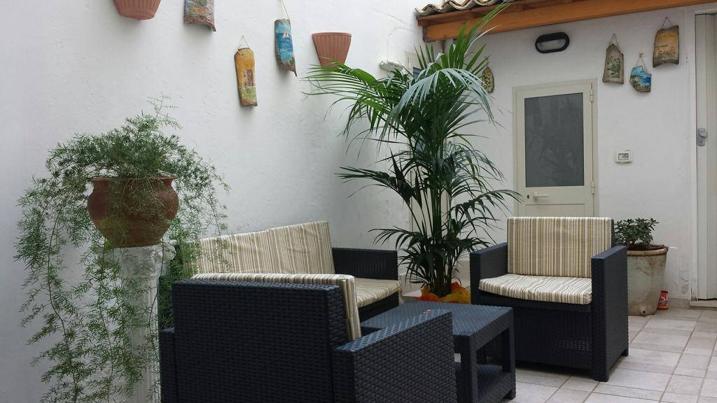 B&B Mareen Santa Maria al Bagno Buitenkant foto